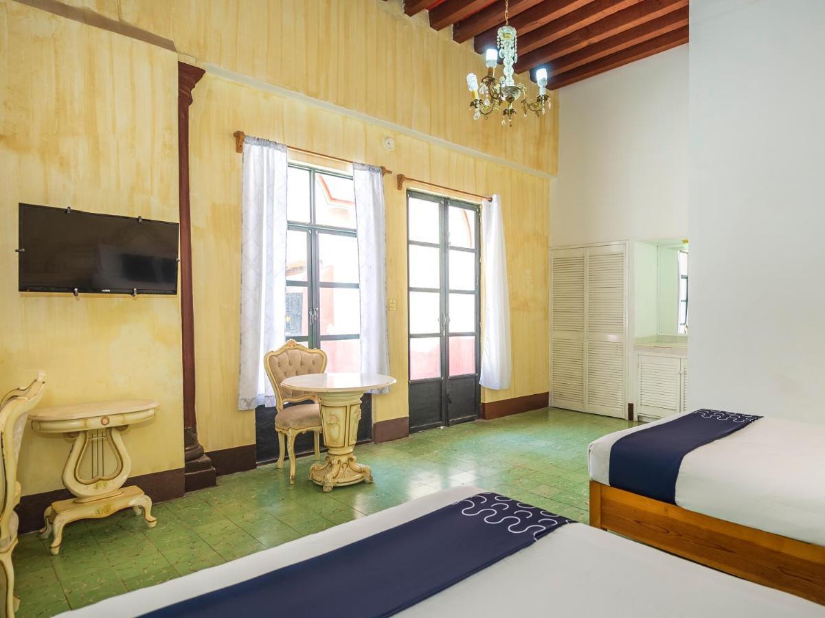 Hotel Meson Del Obispado Керетаро Экстерьер фото
